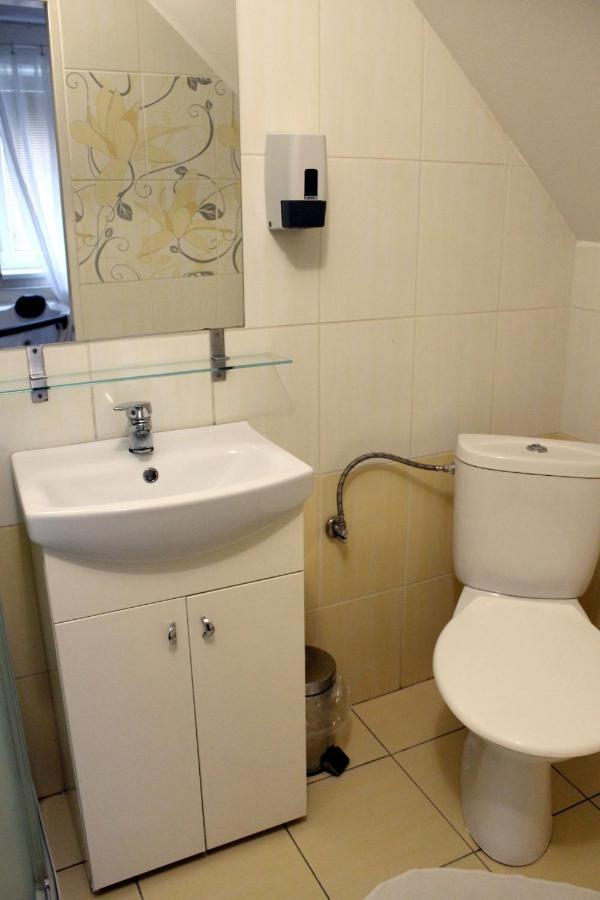 Penzion Vulture Ostrava Ngoại thất bức ảnh