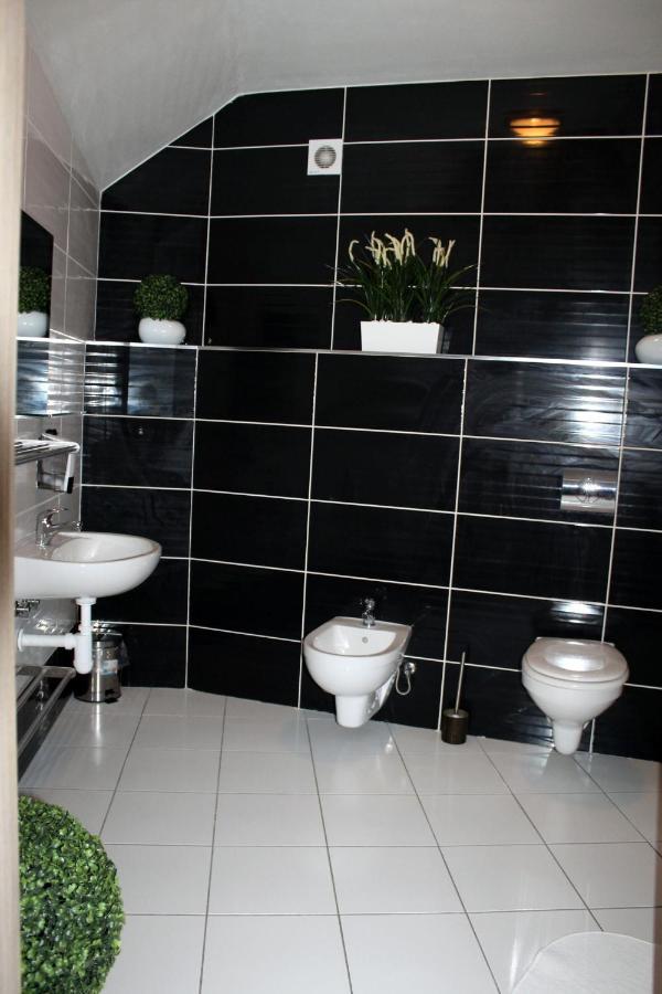 Penzion Vulture Ostrava Ngoại thất bức ảnh