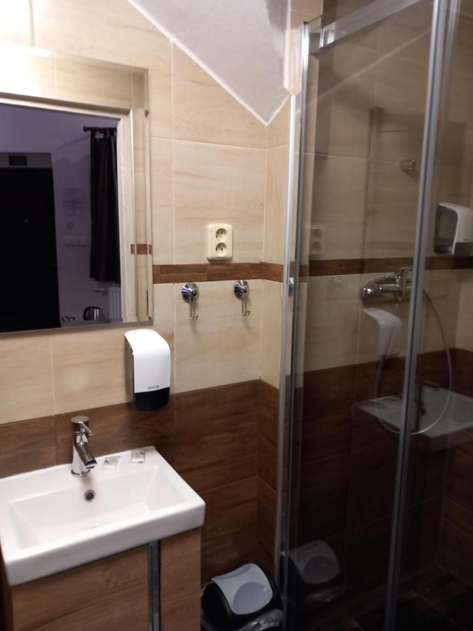Penzion Vulture Ostrava Ngoại thất bức ảnh