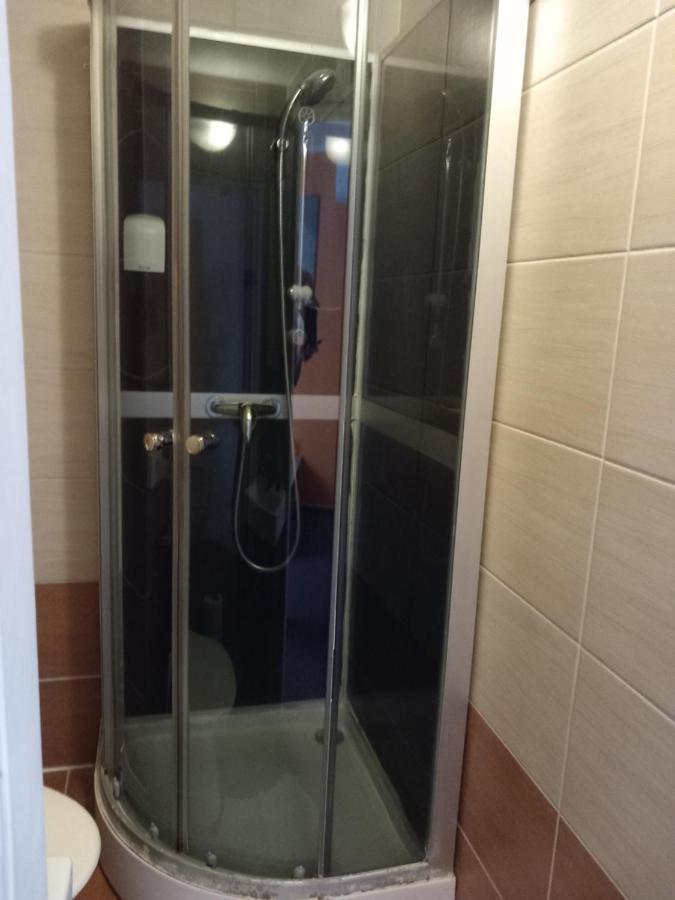 Penzion Vulture Ostrava Ngoại thất bức ảnh